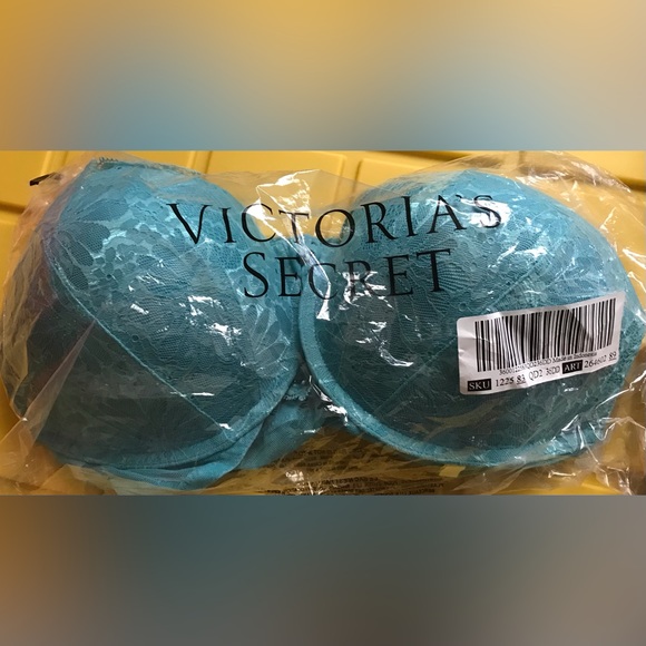 NWT- VICTORIA'S SECRET 
Sexy Tee Lace Push-Up T-Back Bra-Waterpark-Size 36DD - Picture 5 of 5